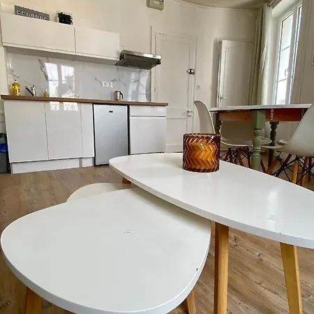 Bro' Flat Au Calme Centre *